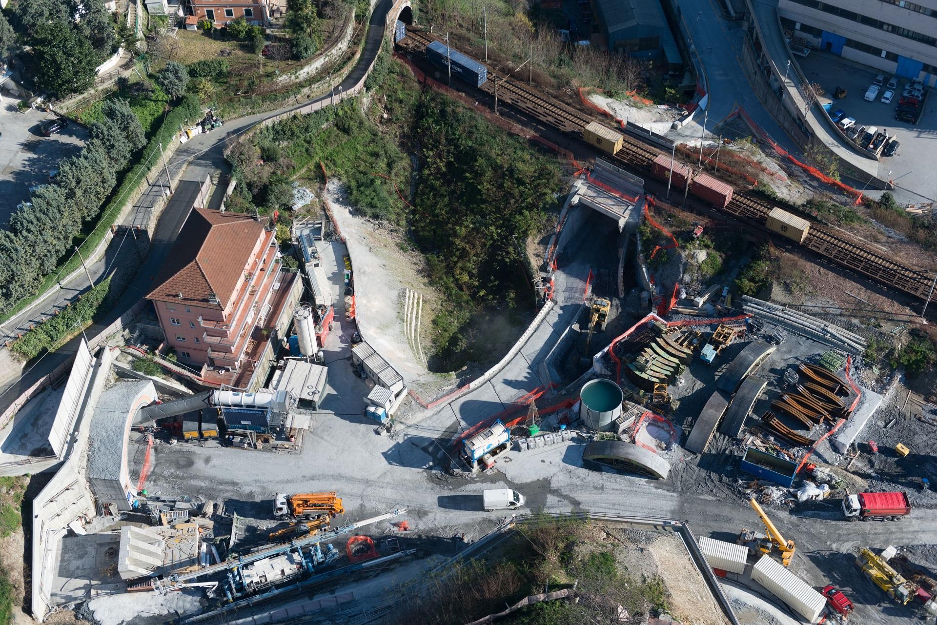 Terzo Valico dei Giovi - Nodo di Genova - Cantiere Fegino - Piazzale di Cantiere (2014)